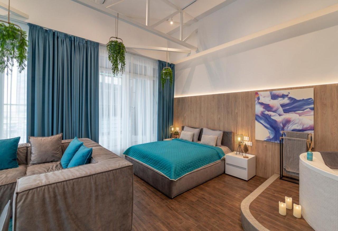 Stylish 1 Bedroom Studio Near Most City Dnipro Eksteriør billede
