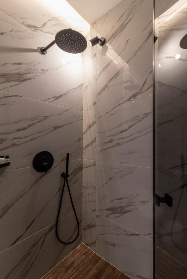 Stylish 1 Bedroom Studio Near Most City Dnipro Eksteriør billede